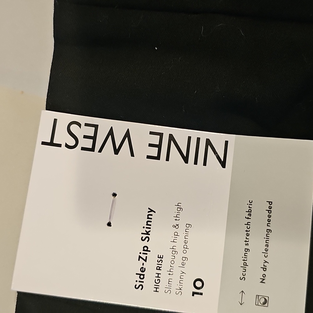New Nine West Side Zip Skinny High Rise Black pants...size 10...FREE SHIPPING - Picture 6 of 9